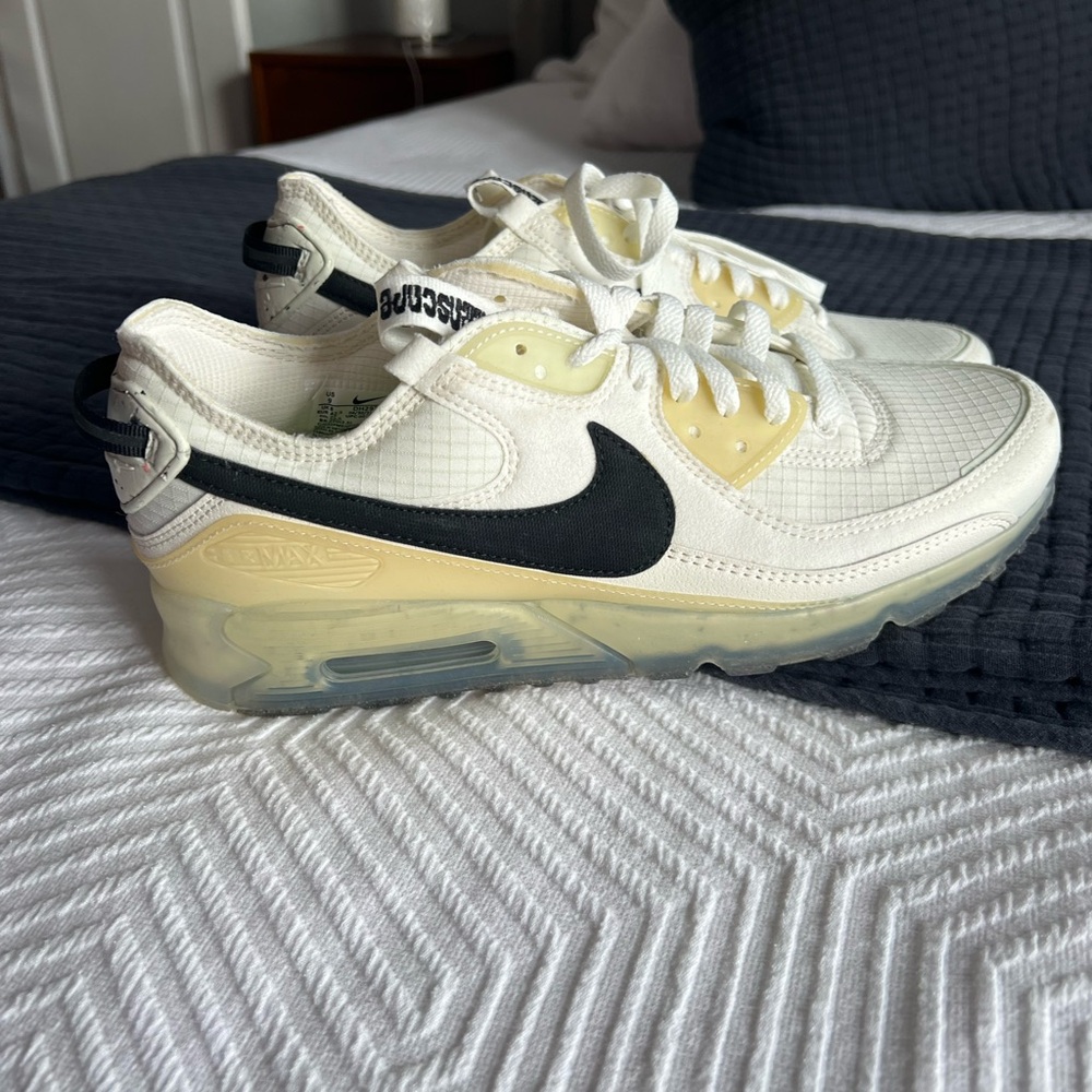 Nike AIR max size 9